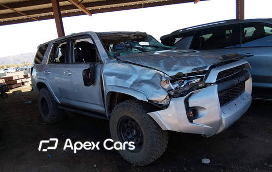 Toyota 4Runner 2017 - Image 1 of 17