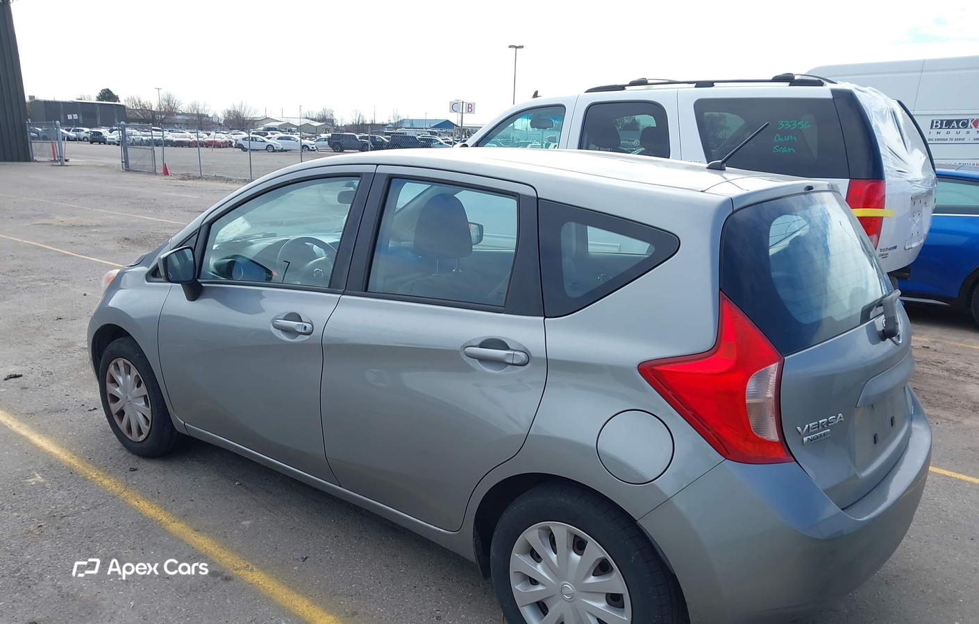Nissan Versa 2015