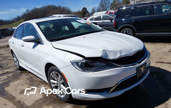 Chrysler 200 2015 - Image 1 of 16