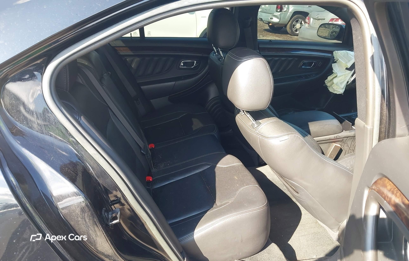 Ford Taurus 2017