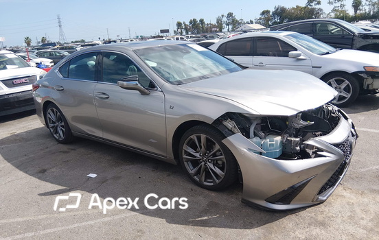 Lexus ES 2019 - Image 1 of 17