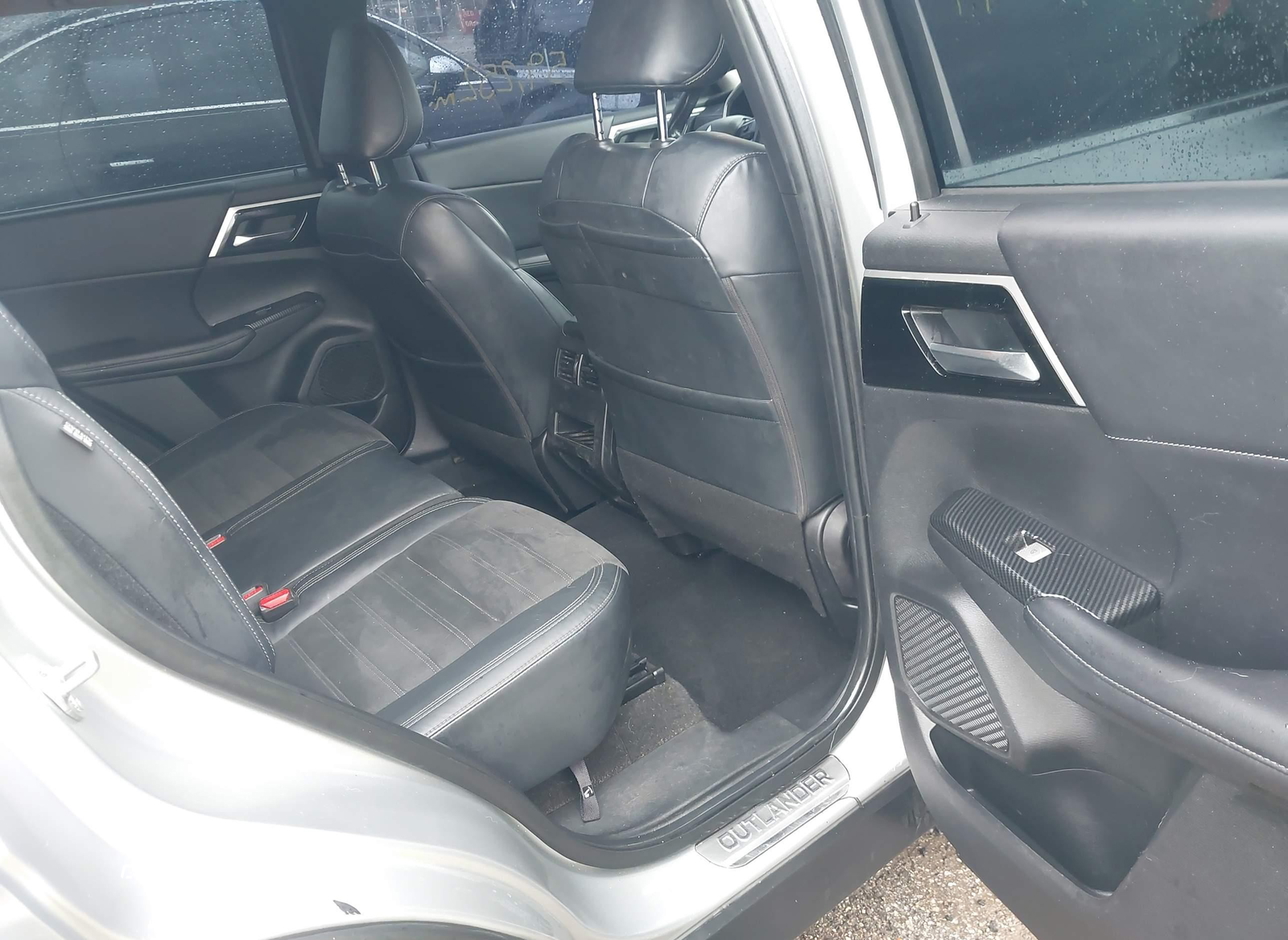 Mitsubishi Outlander 2022