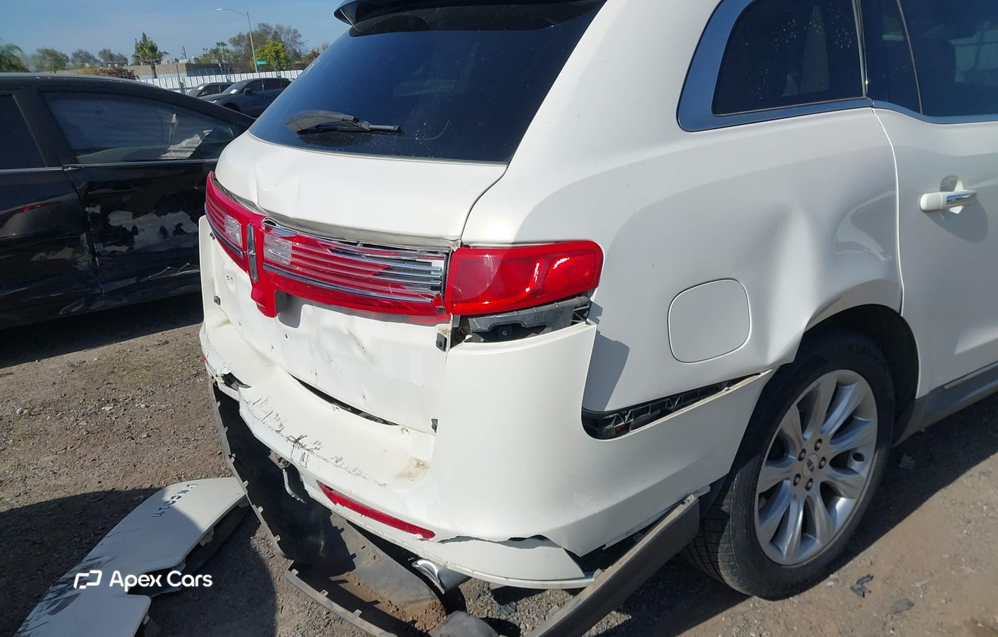 Lincoln MKT 2014