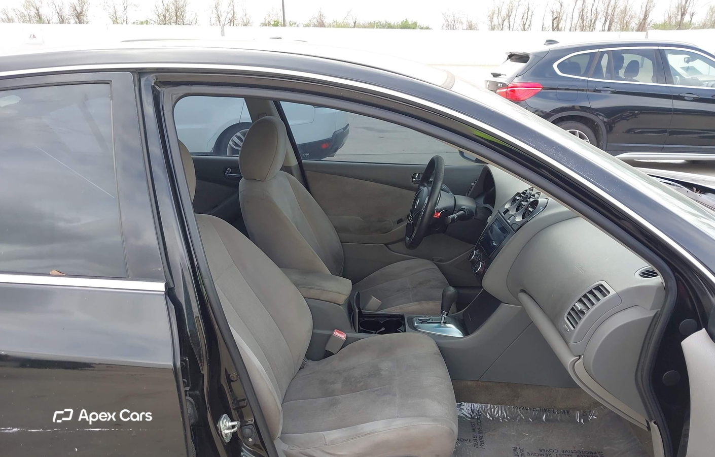 Nissan Altima 2011