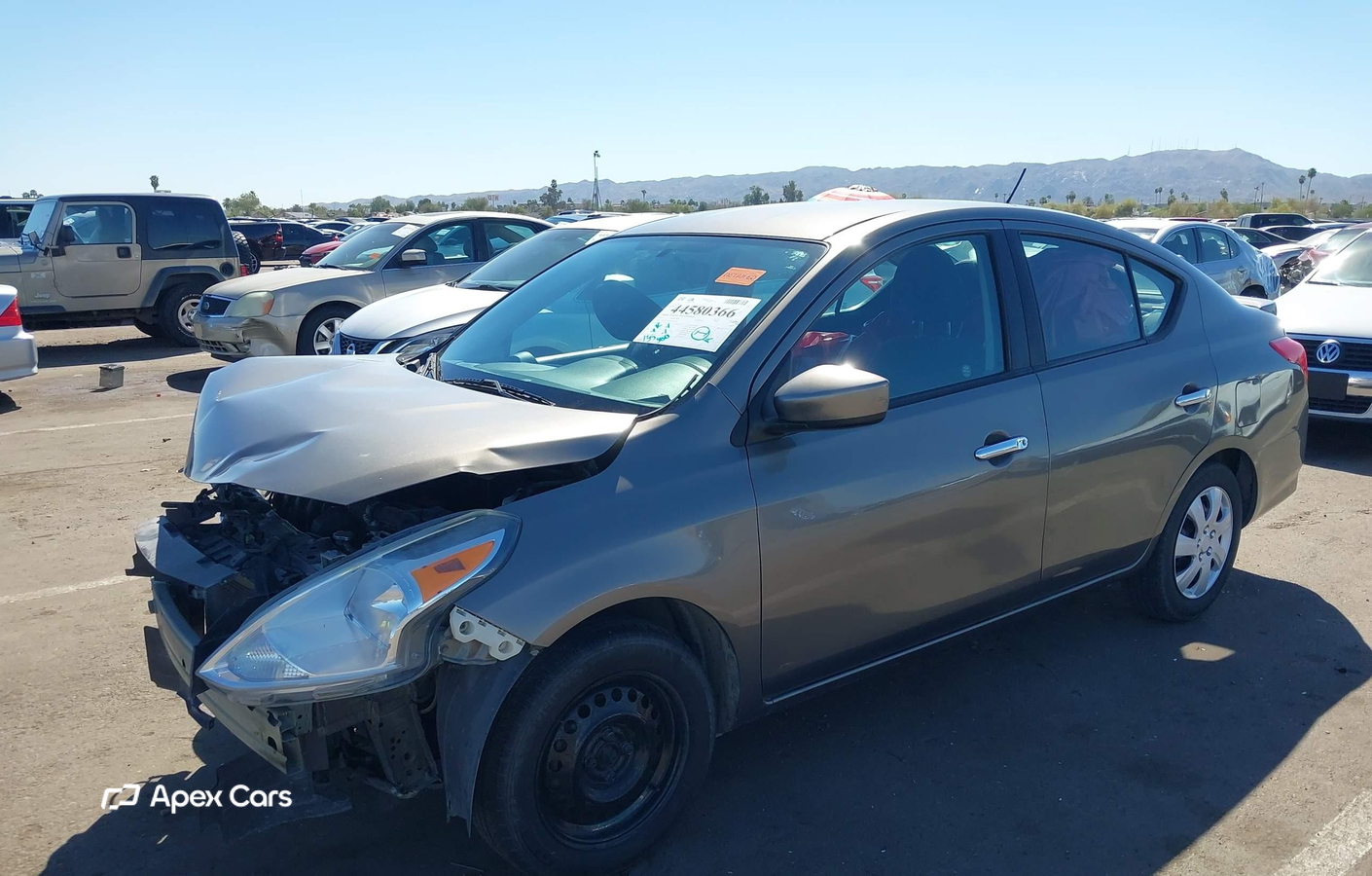 Nissan Versa 2015