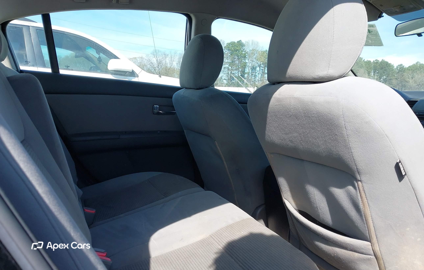 Nissan Sentra 2011