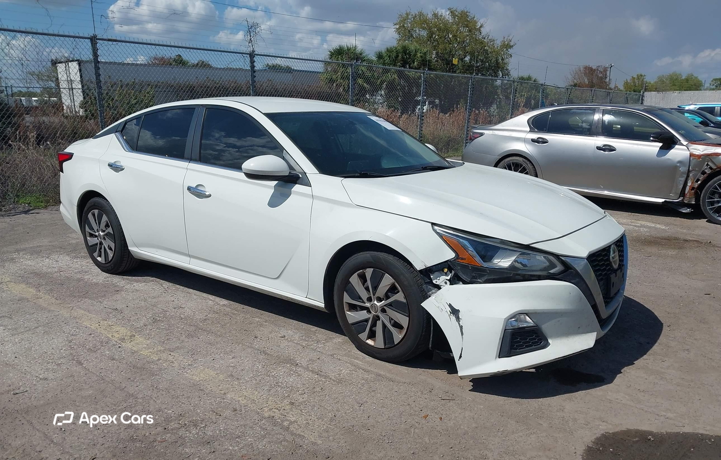 Nissan Altima 2019