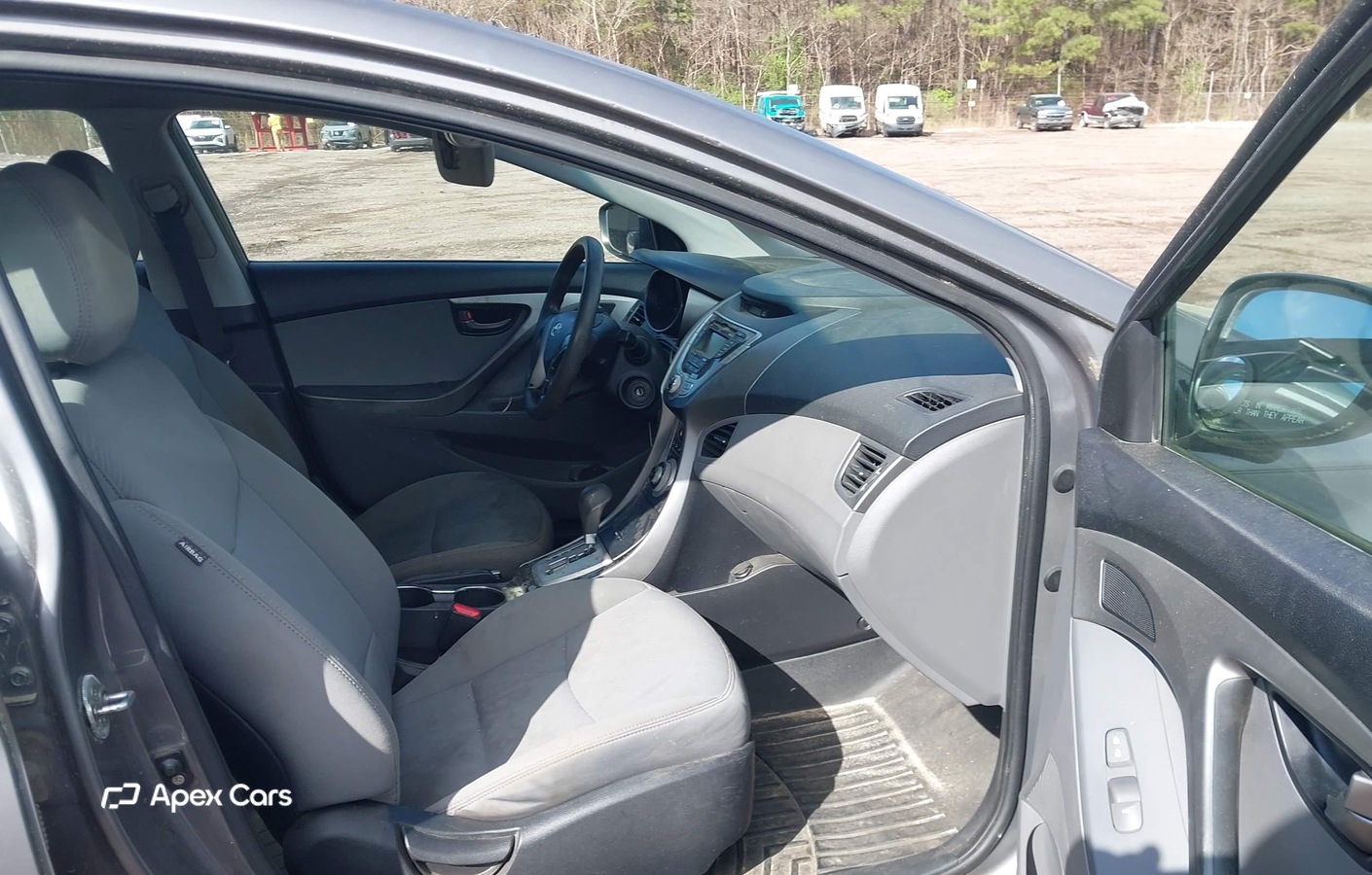 Hyundai Elantra 2012