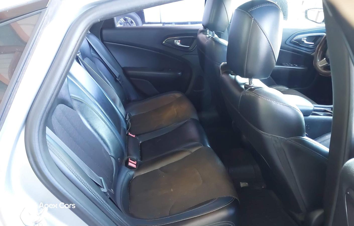Chrysler 200 2015