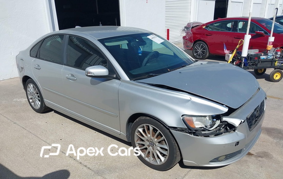 Volvo S40 2011 - Image 1 of 16