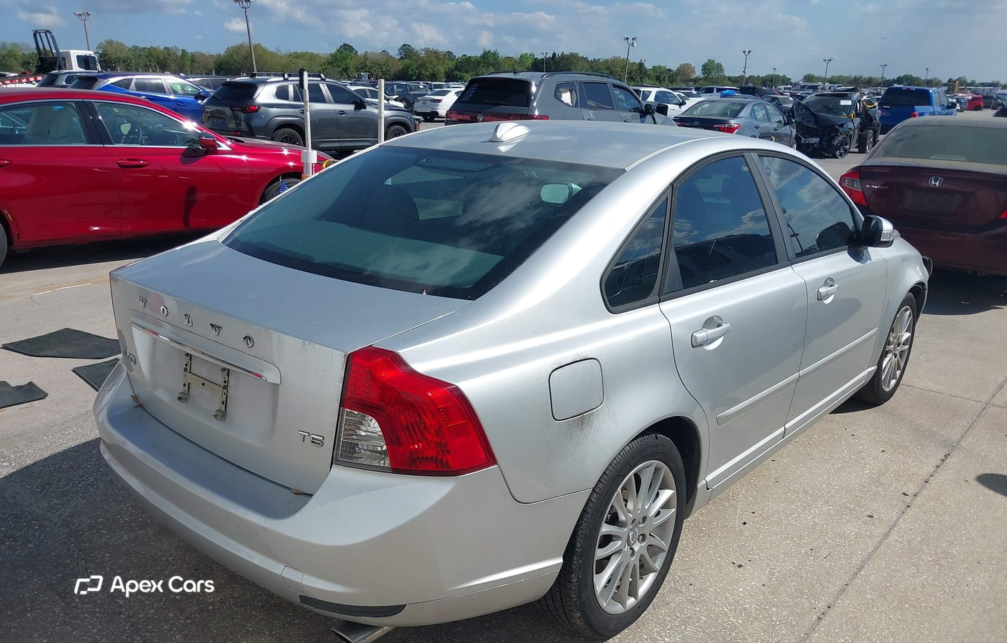 Volvo S40 2011
