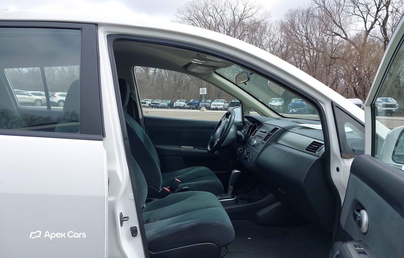 Nissan Versa 2012