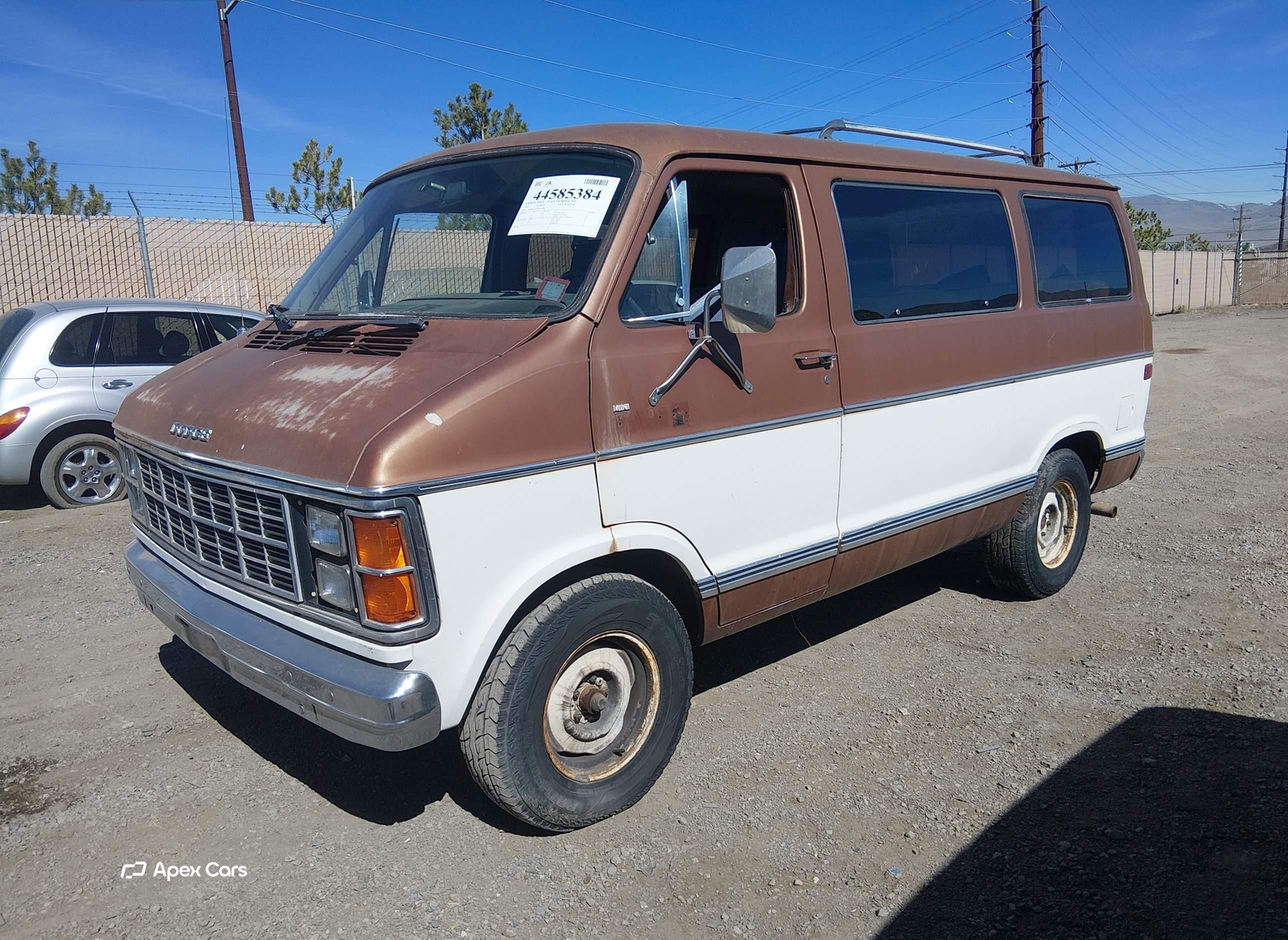 Dodge RAM Van 1983