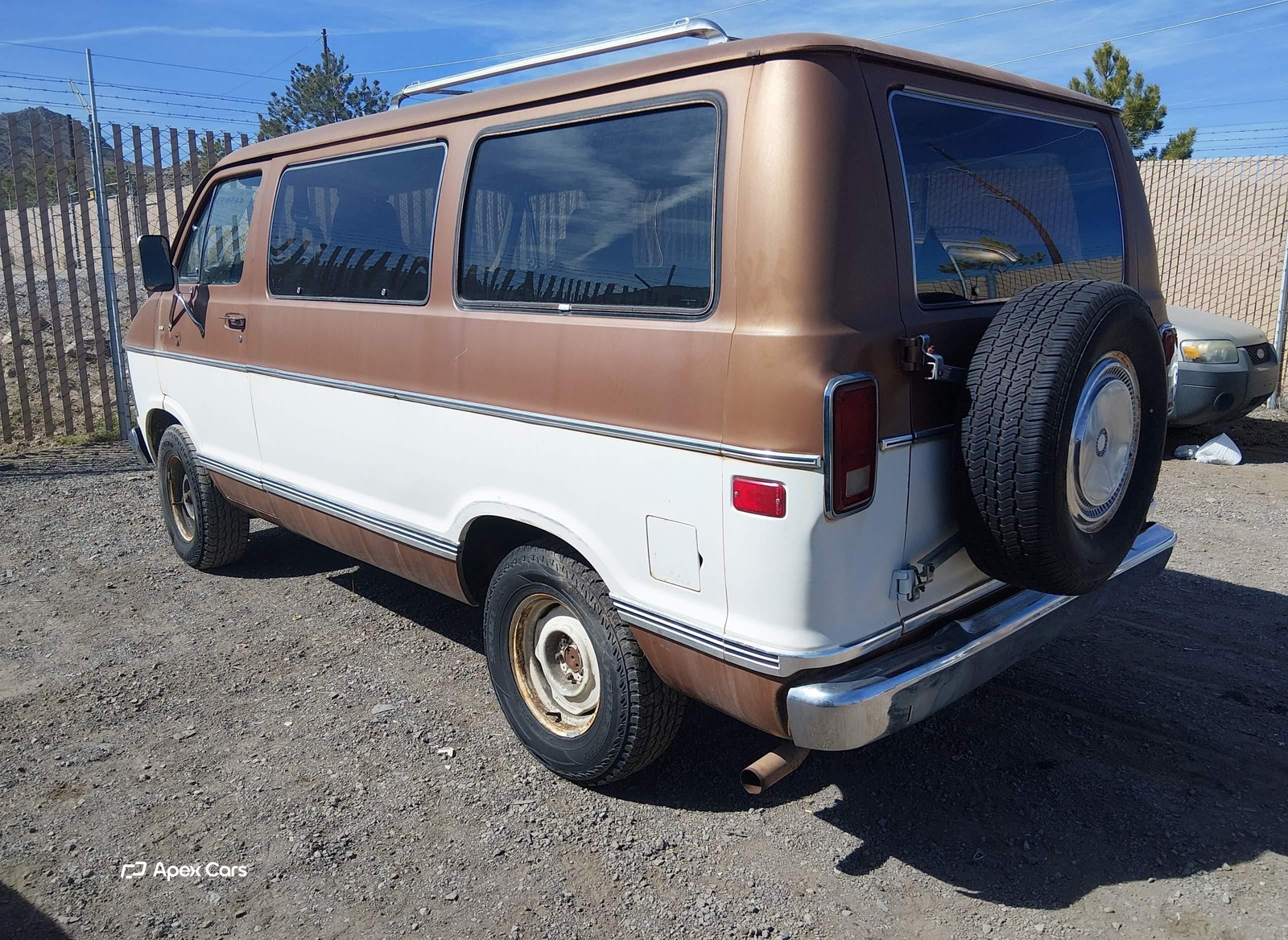 Dodge RAM Van 1983