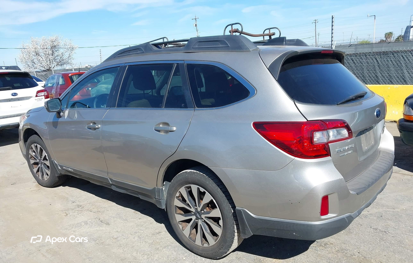 Subaru Outback 2016