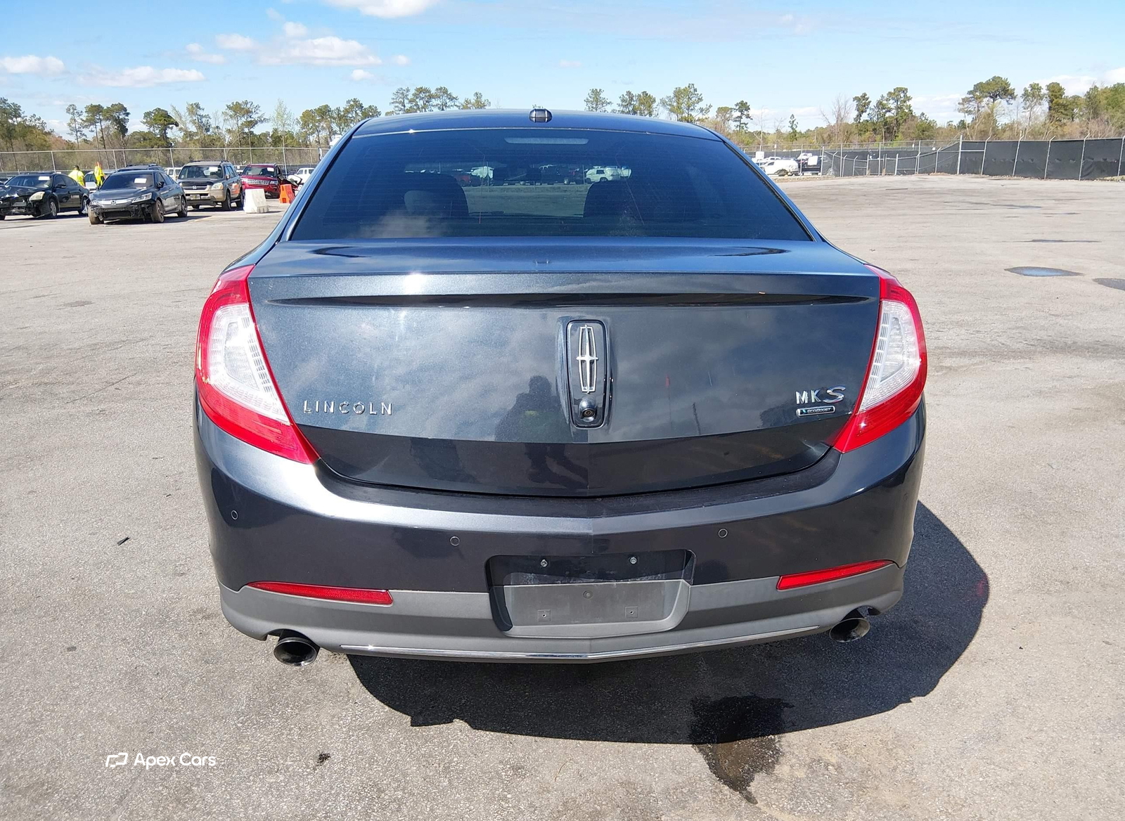 Lincoln MKS 2013