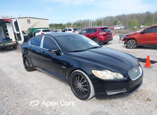 2010 Jaguar XF - Image 1 of 5