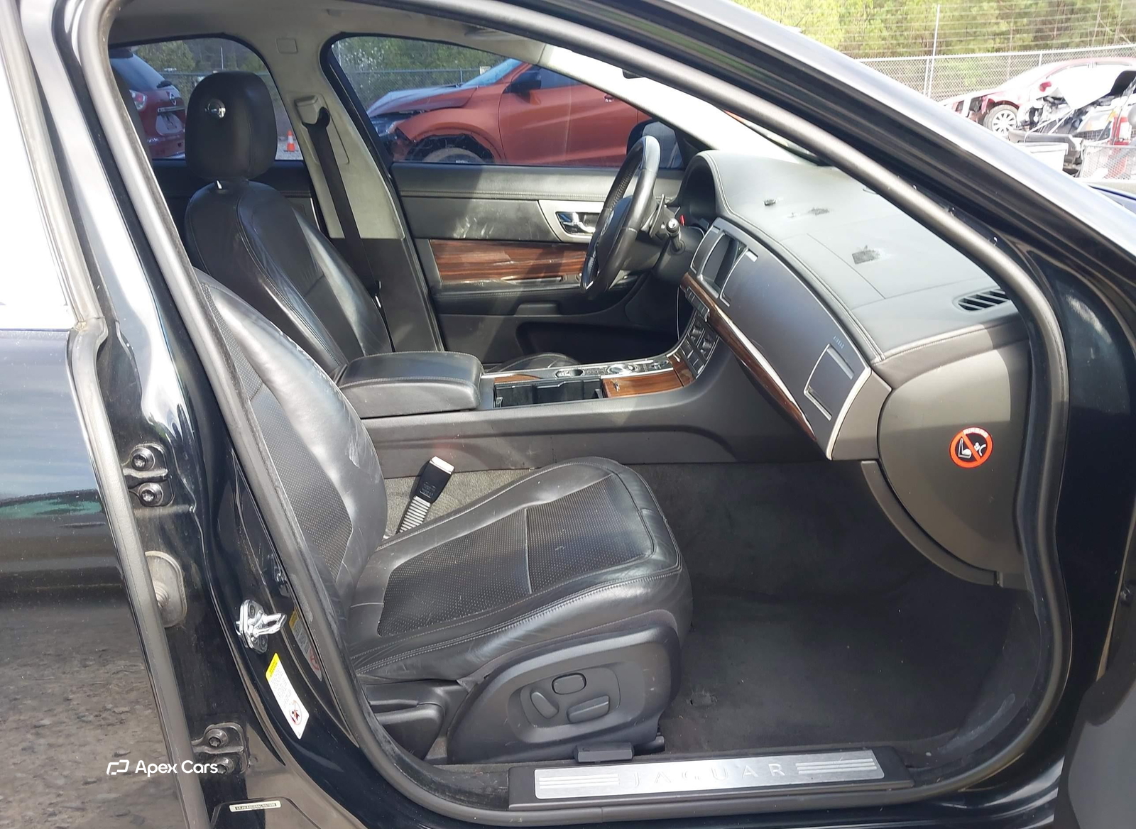 Jaguar XF 2010