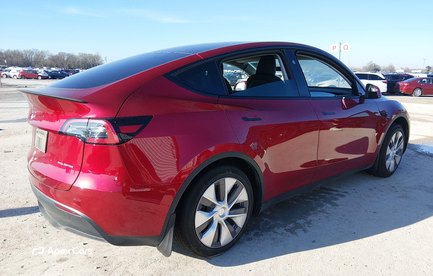 Tesla Model Y 2024