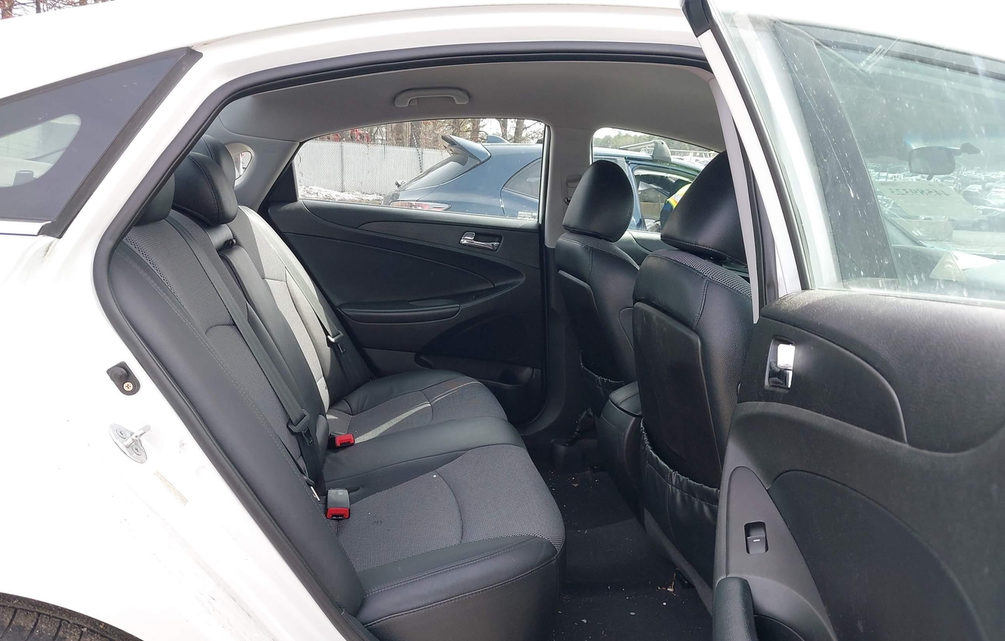 Hyundai Sonata 2011