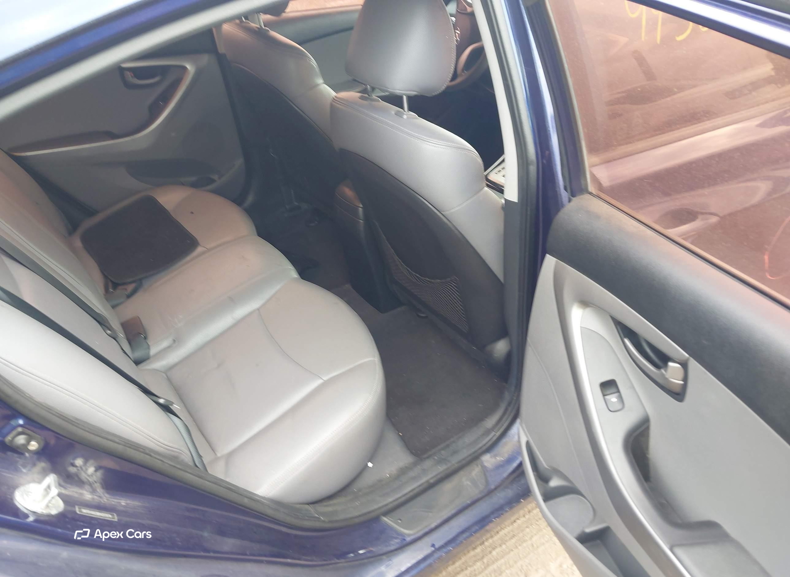 Hyundai Elantra 2011