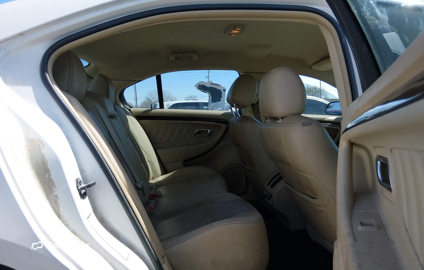 Ford Taurus 2014