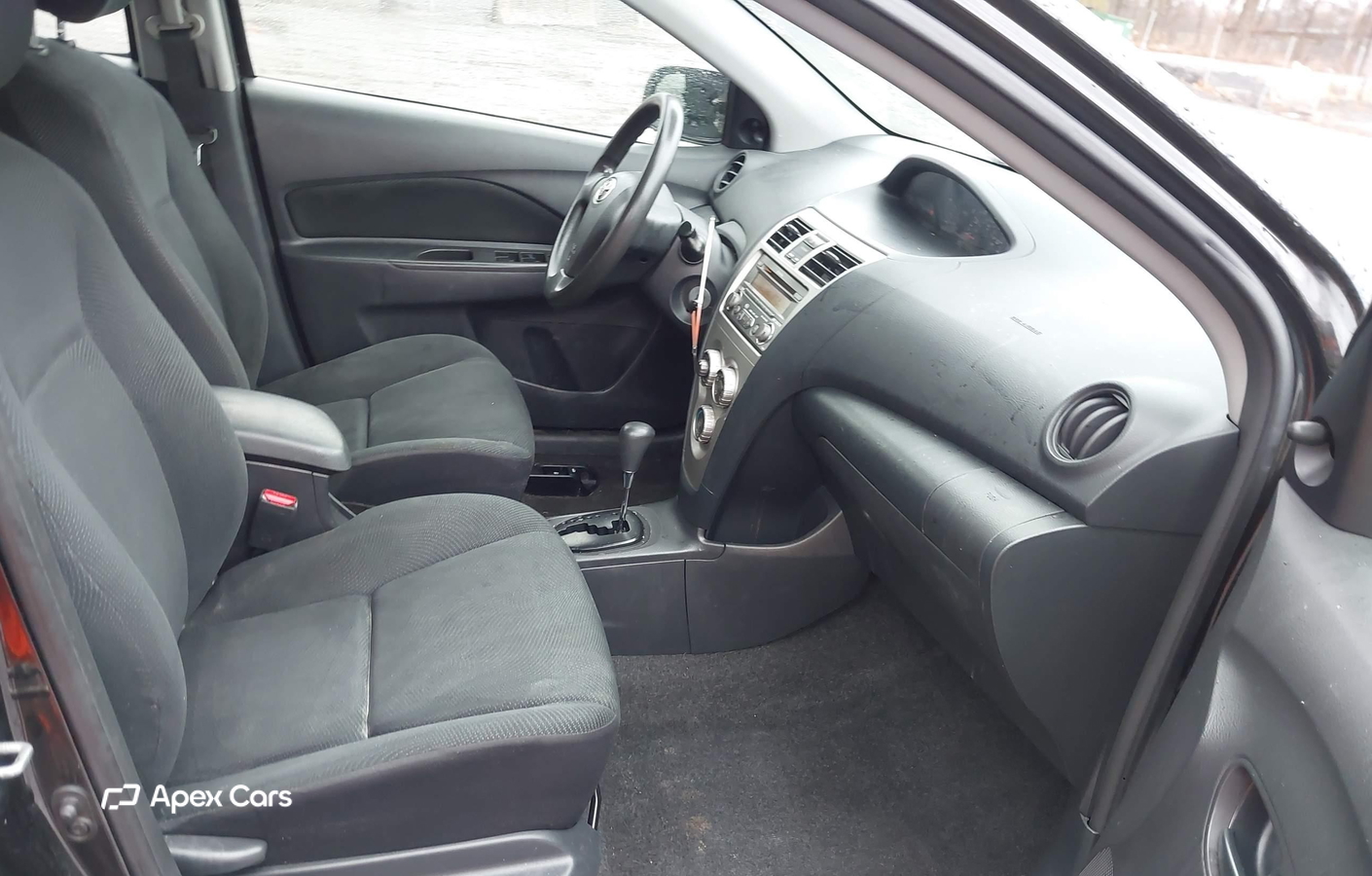 Toyota Yaris 2012