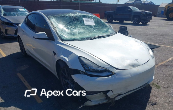 Tesla Model 3 2021 - Zdjęcie 1 z 16