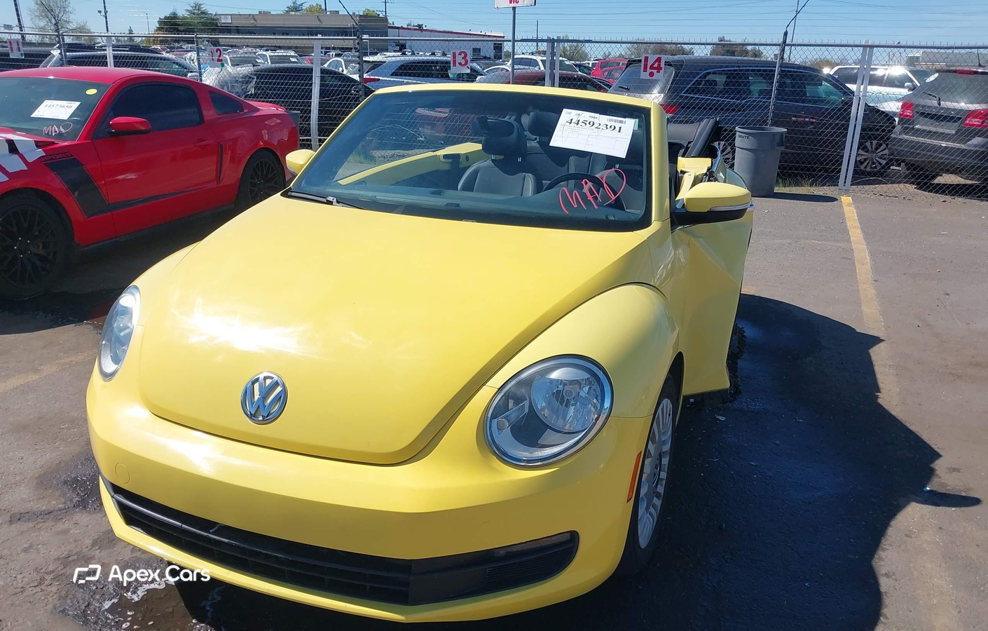 Volkswagen Beetle 2014