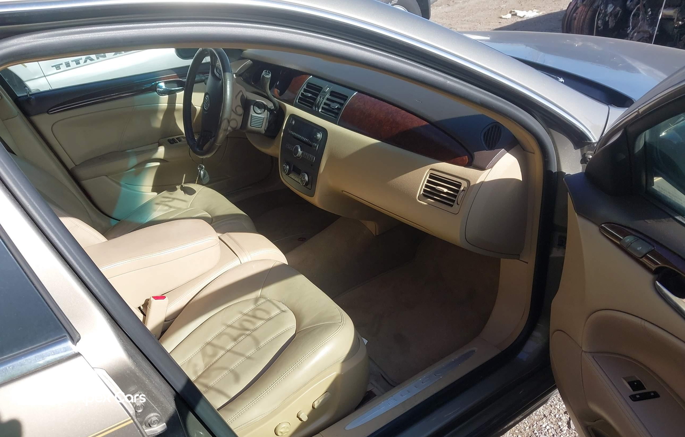 Buick Lucerne 2010