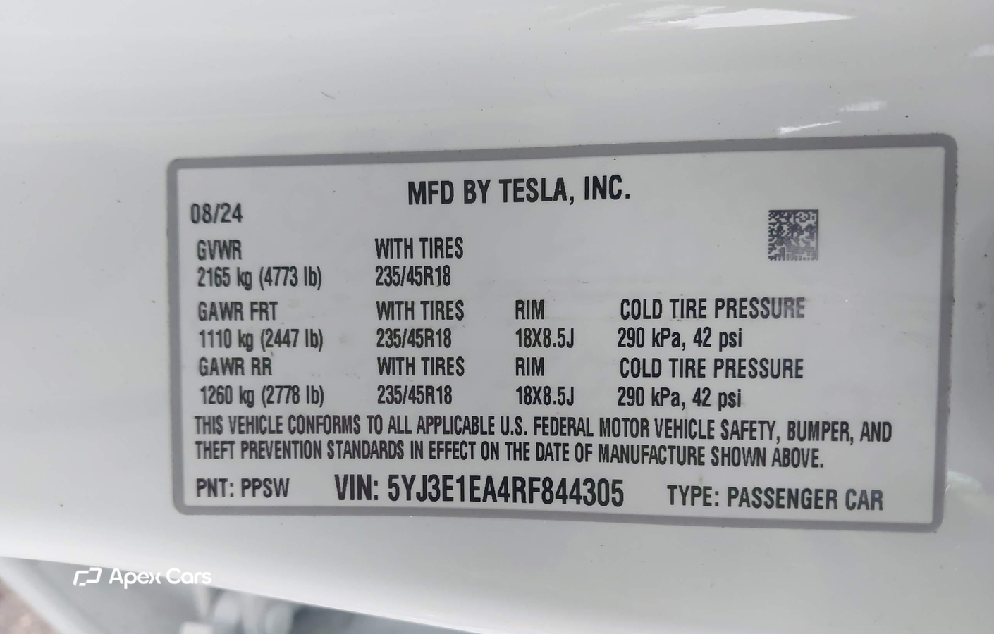 Tesla Model 3 2024