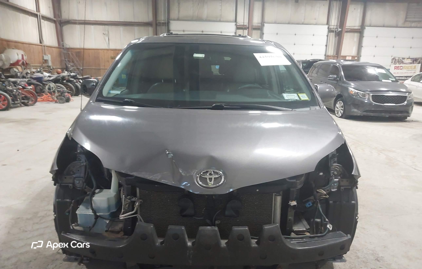 Toyota Sienna 2012