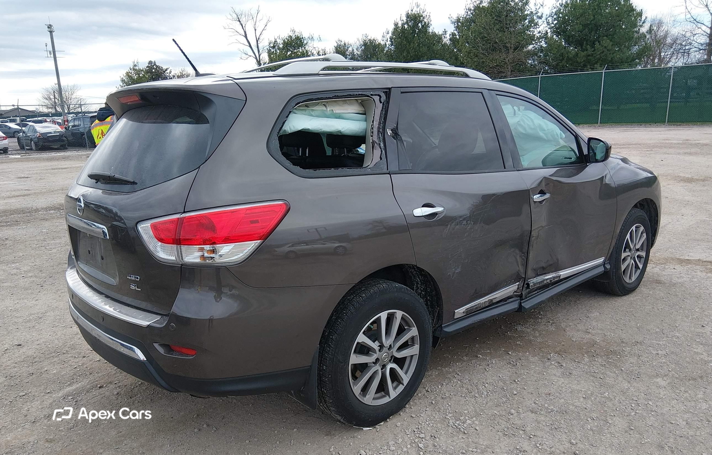 Nissan Pathfinder 2016