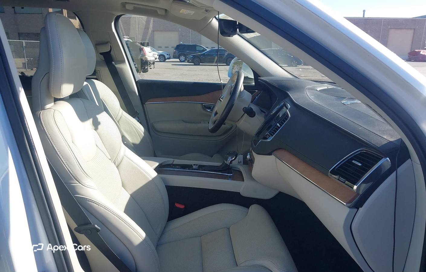 Volvo XC90 2016