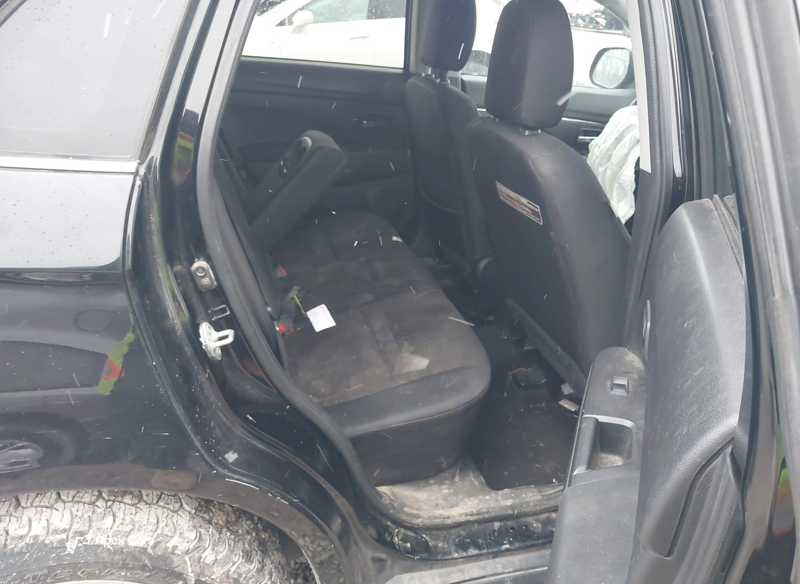 Mitsubishi Outlander 2015