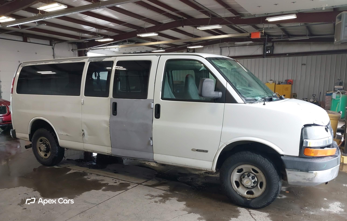 Chevrolet Express 2004