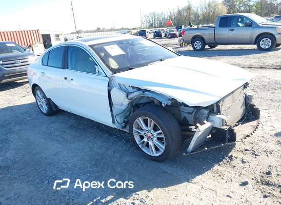 2018 Jaguar XE - Image 1 of 5