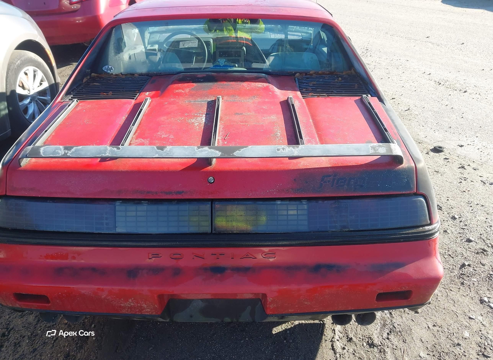 Pontiac Fiero 1986
