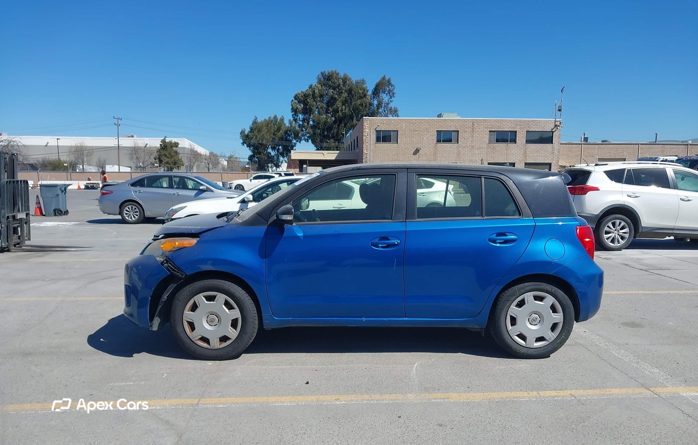 Scion xD 2013