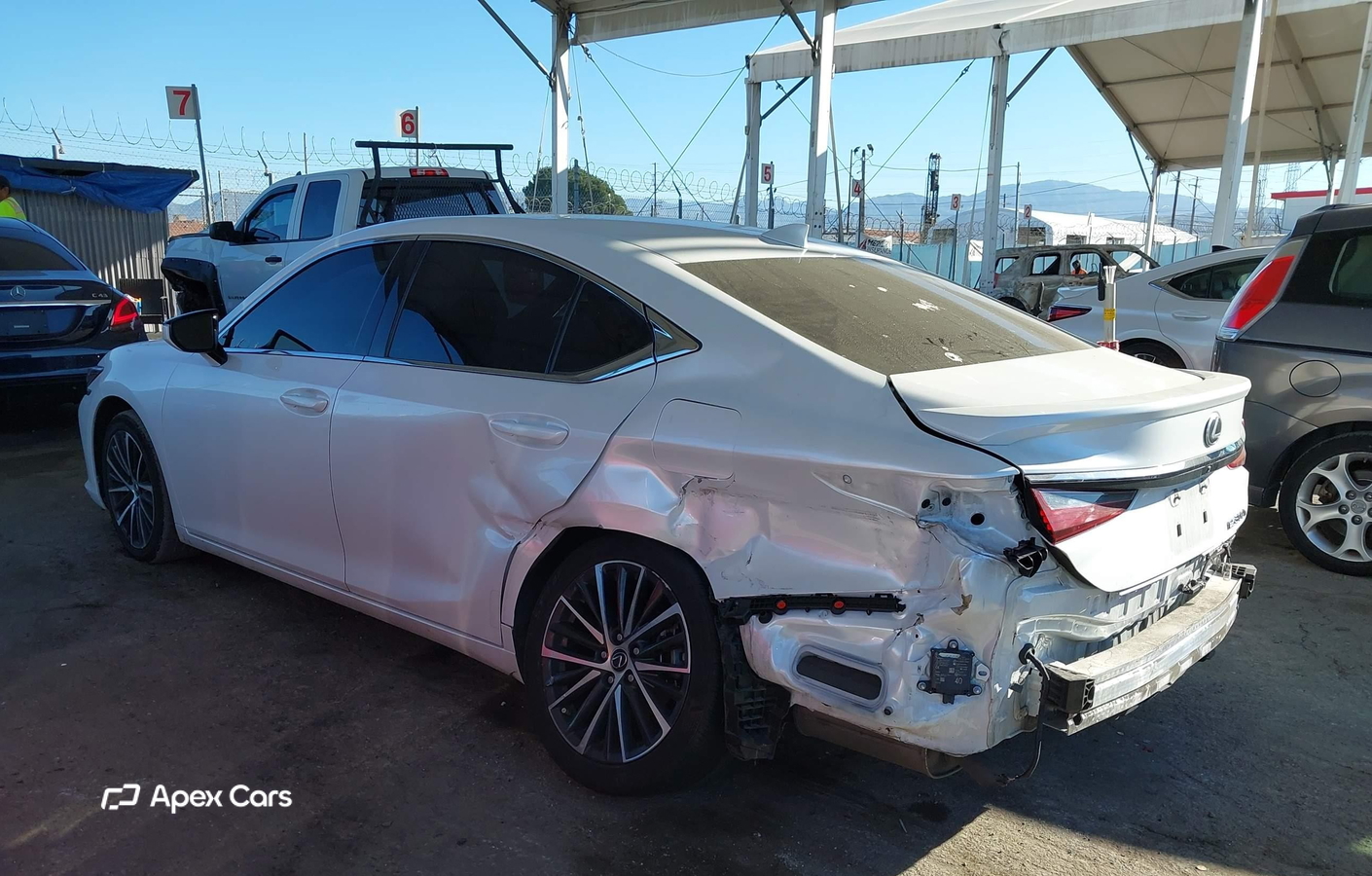 Lexus ES 2024