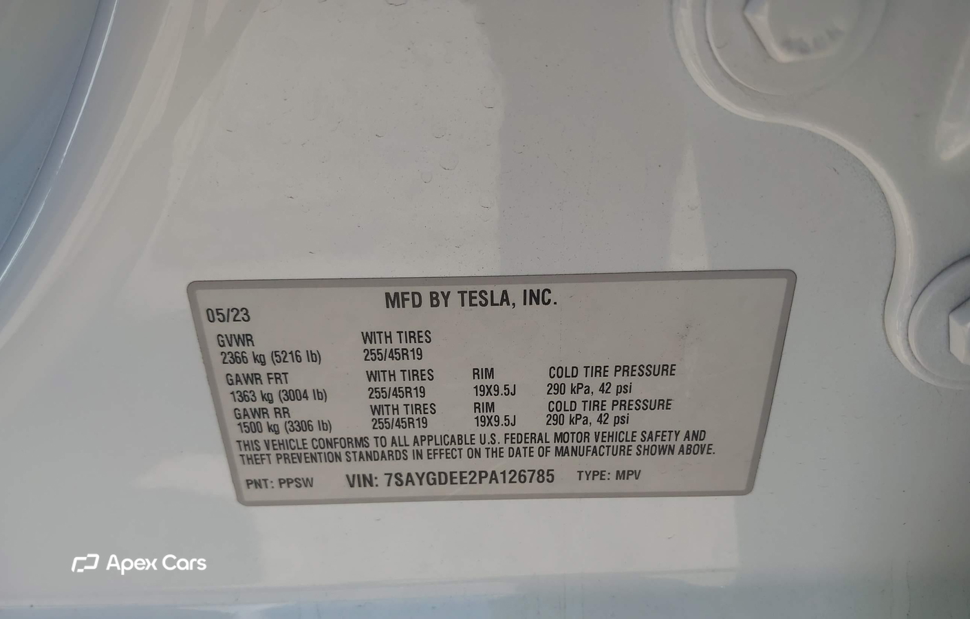 Tesla Model Y 2023