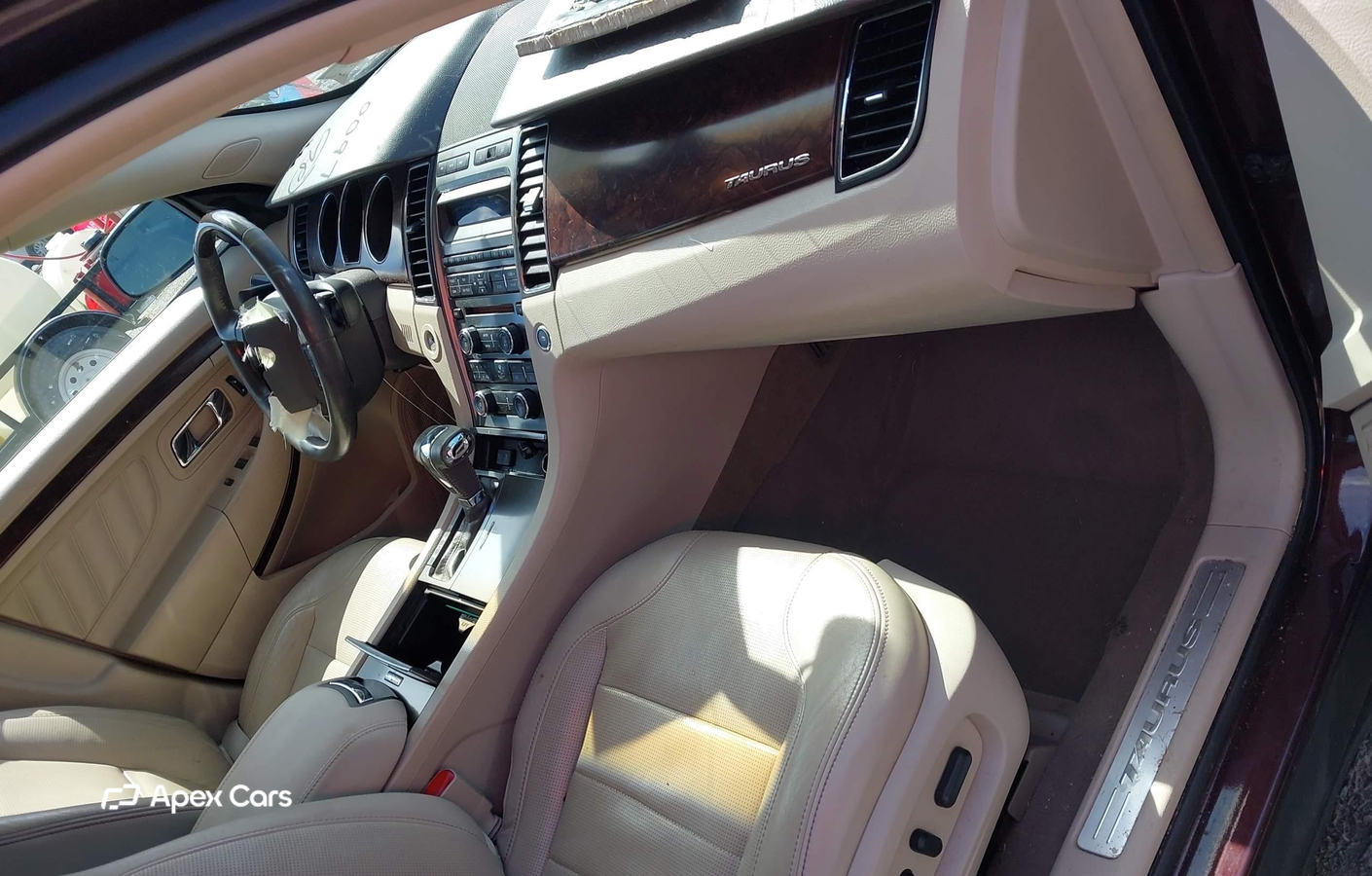 Ford Taurus 2011