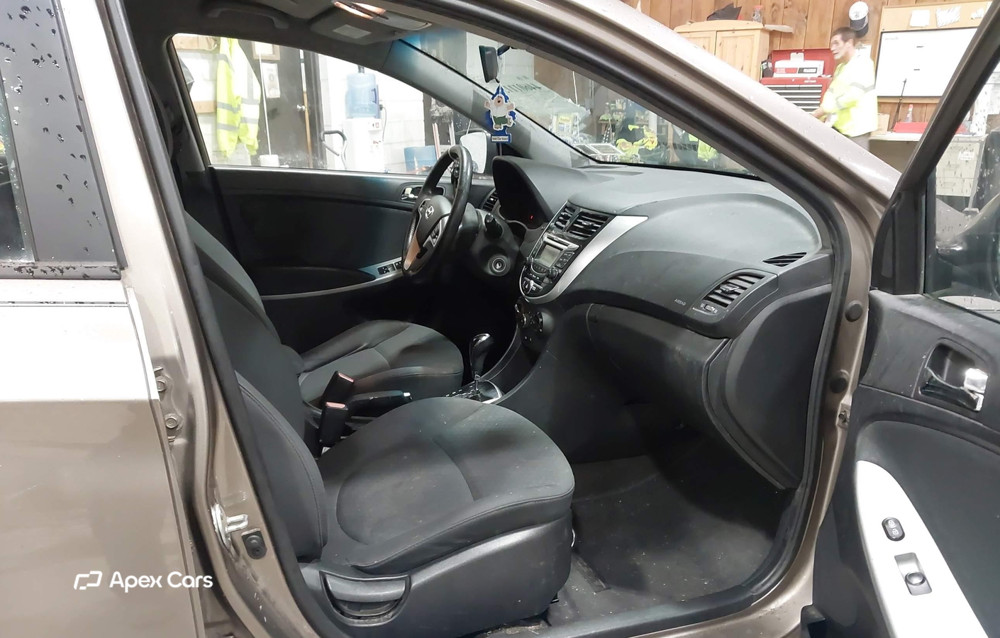 Hyundai Accent 2013