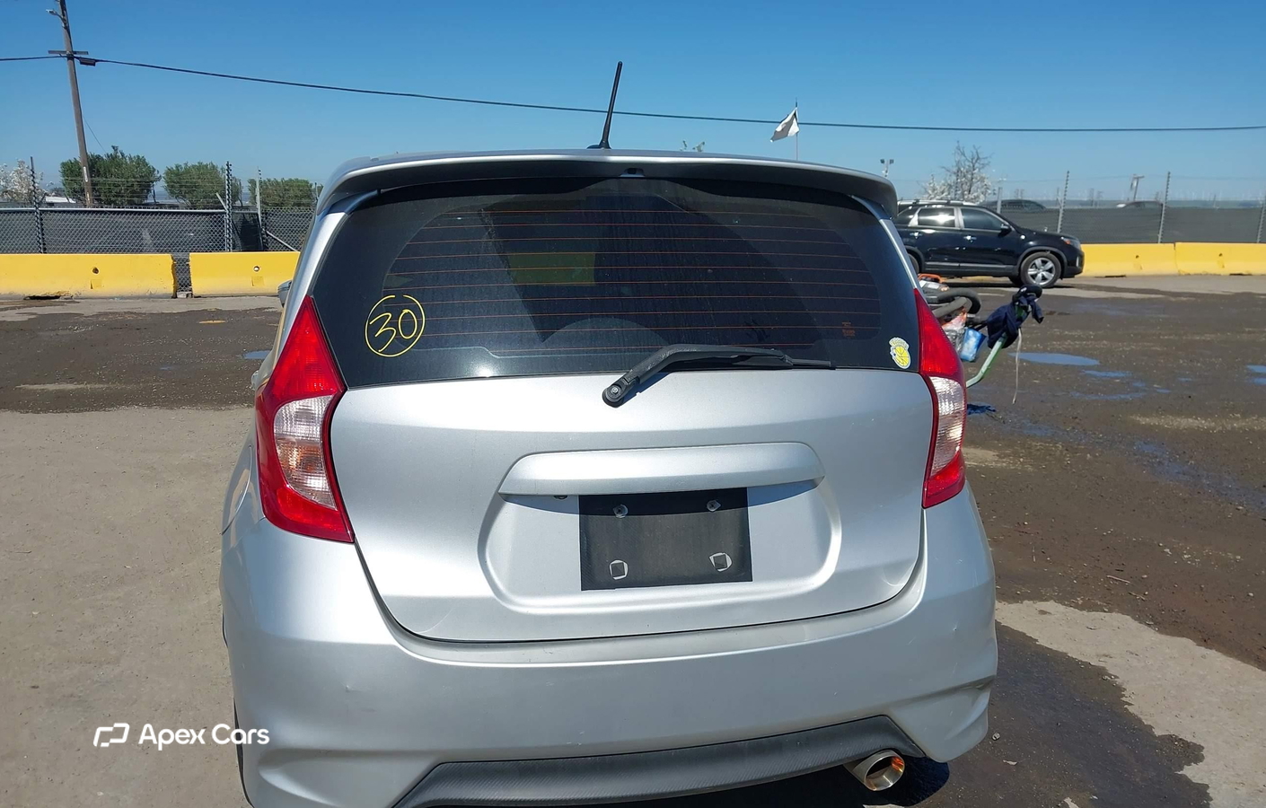 Nissan Versa 2016