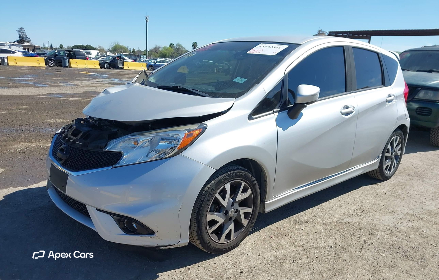 Nissan Versa 2016