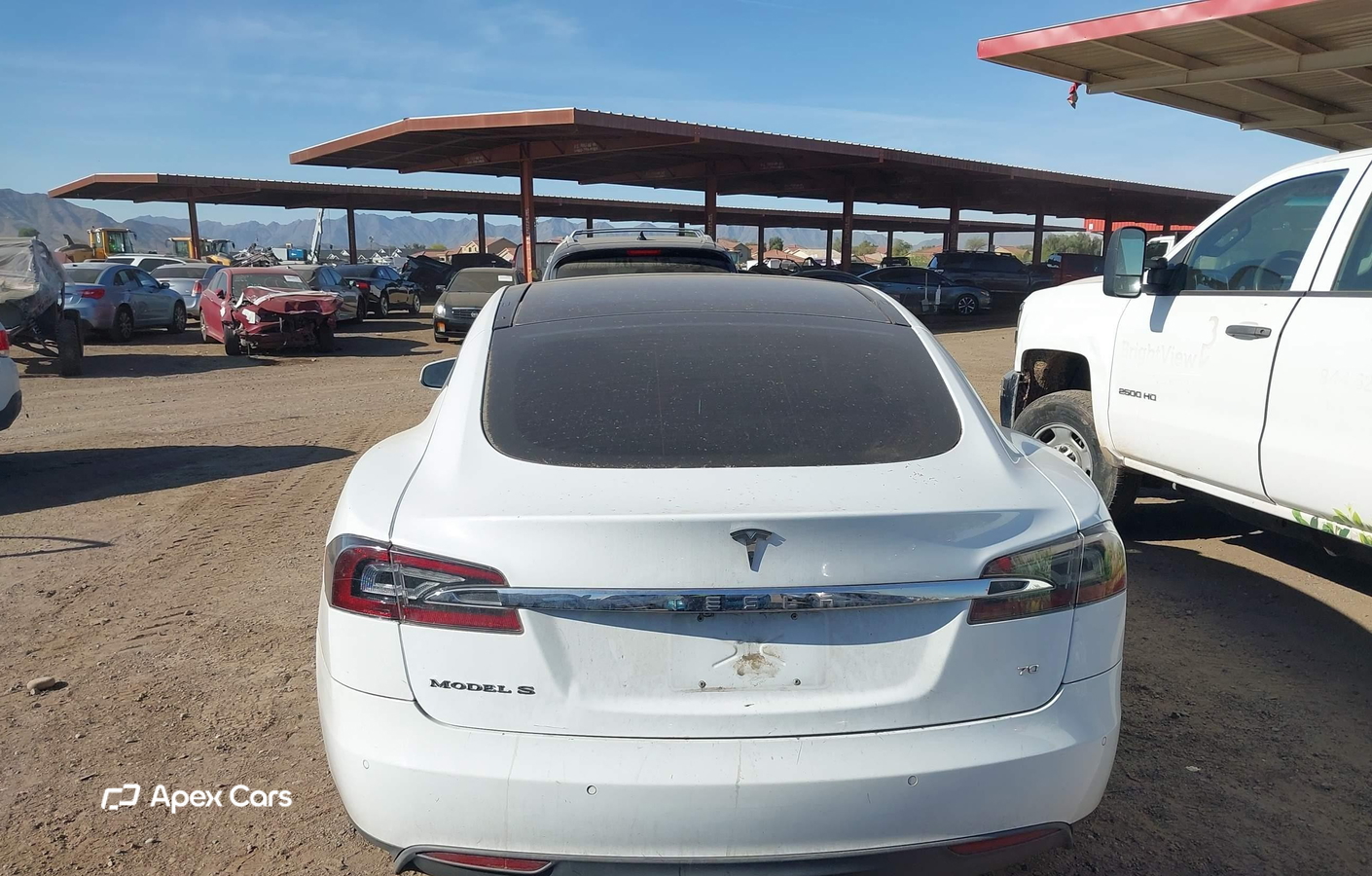 Tesla Model S 2015