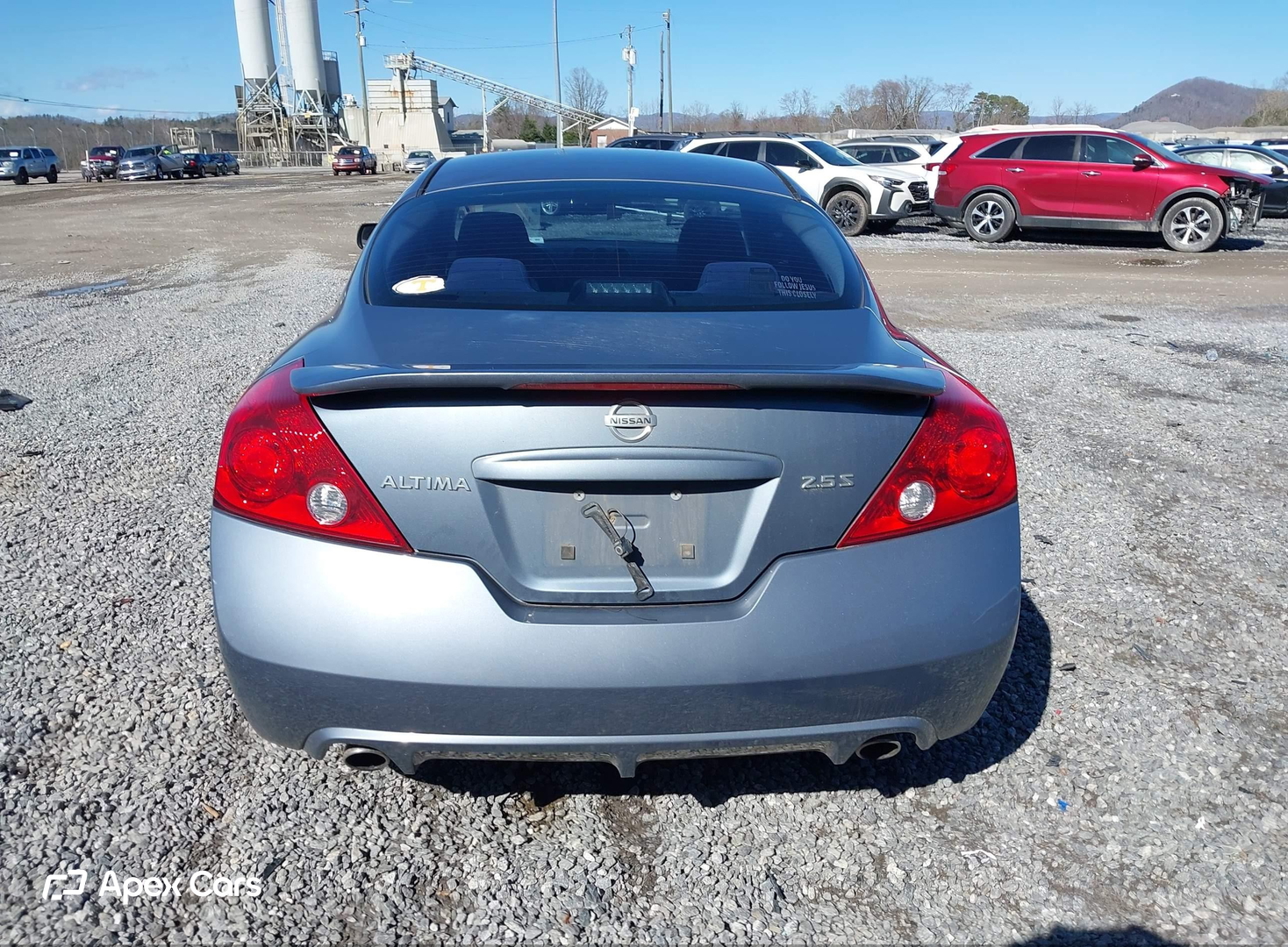 Nissan Altima 2010