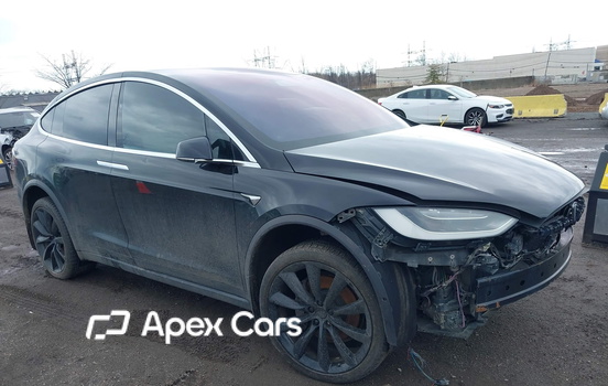 Tesla Model X 2018 - Image 1 of 18
