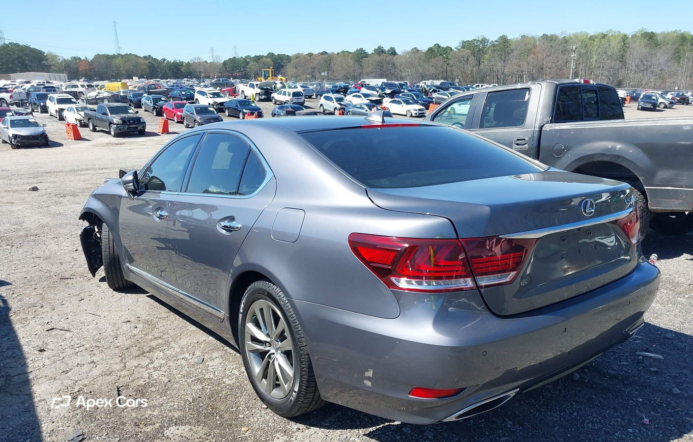 Lexus LS 2015