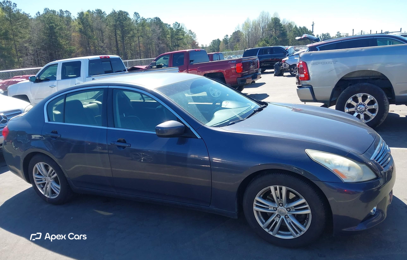 Infiniti G 2013